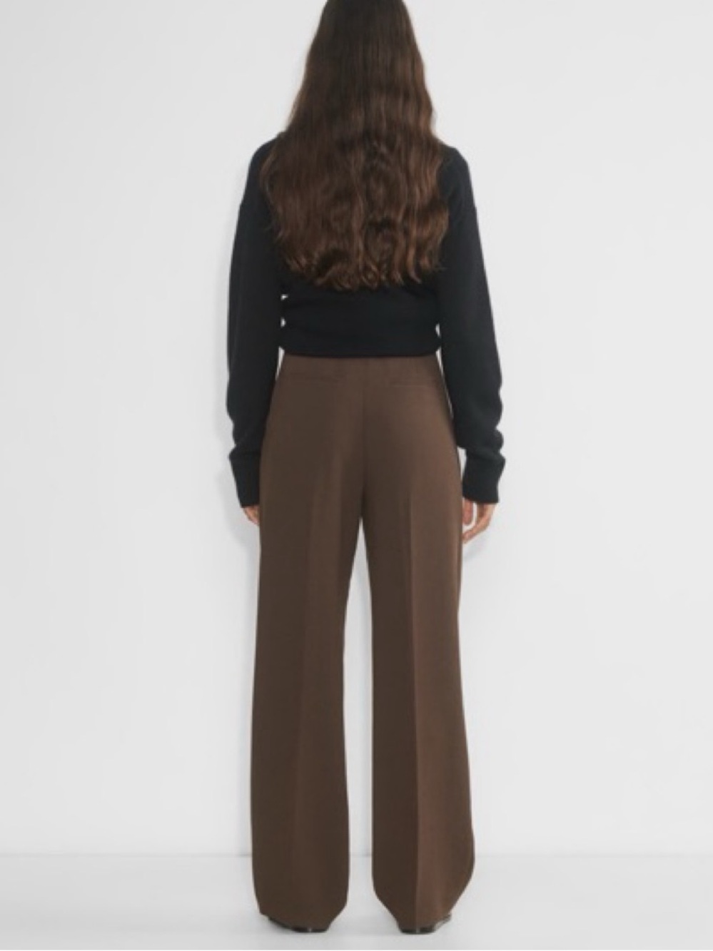 Aritzia The Effortless Pants Rich Mocha Brown size 4 - Picture 3 of 8
